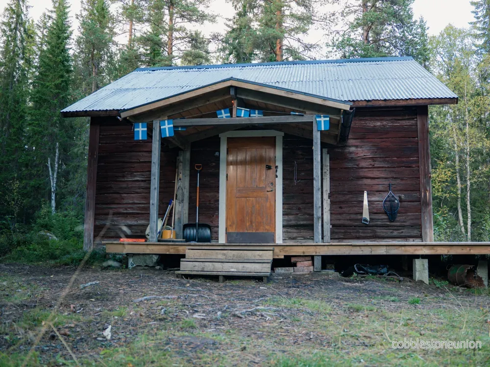 Kvisselnvatten-Kojan (6 bäddar) Kvisselnvatten-Kojan (6 bäddar)