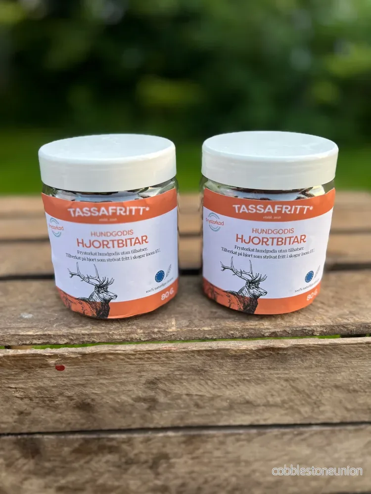 Hundgodis Hjortbitar i burk 80g - Bild 2