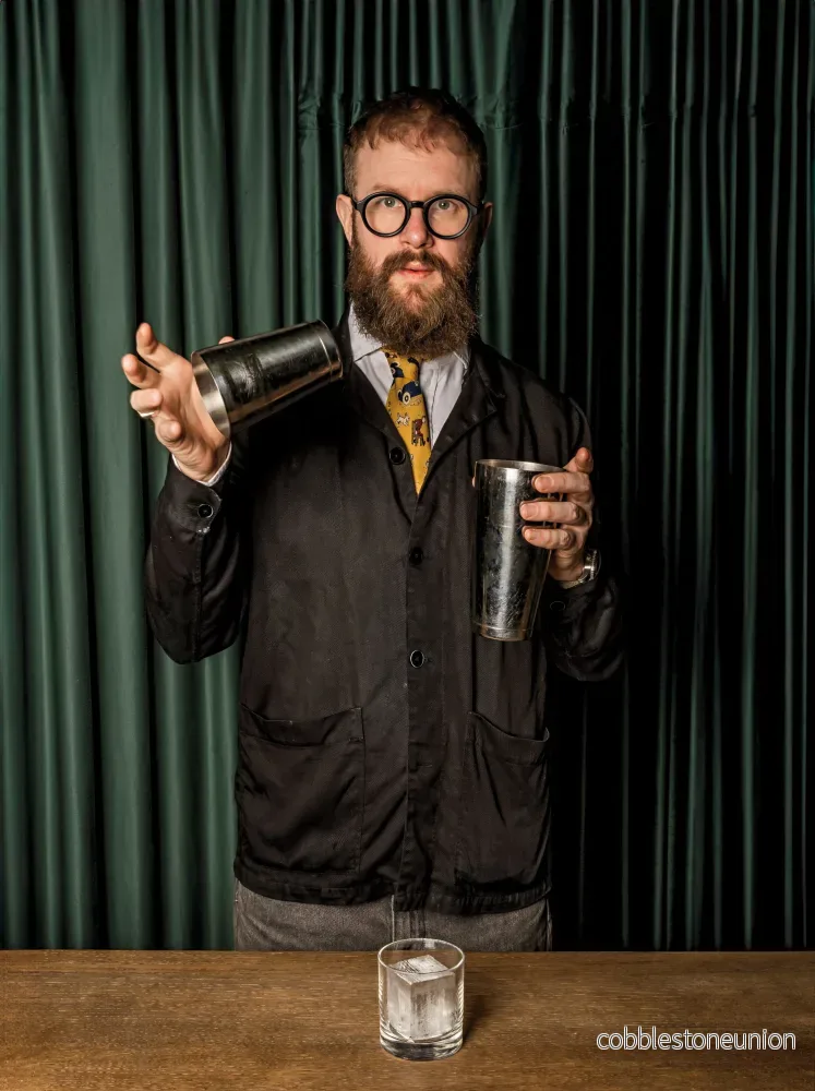 Svensk sprit - Groggar, bål & cocktails - Bild 2