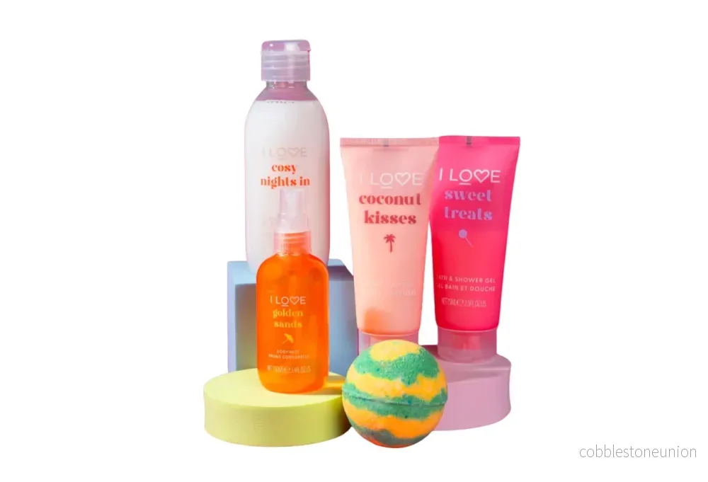 All Of You Set I Love: Coconut Kisses, Hydrating, Body Lotion, 75 ml + Pina Colada , Bath Bomb, 120 g + Golden Sands, Refreshing, Body Spray, 100 ml + Sweet Treats, Hydrating, Shower Gel, For All Skin Types, 75 ml + Cosy Night’s, Hydrating, Shower Gel,…