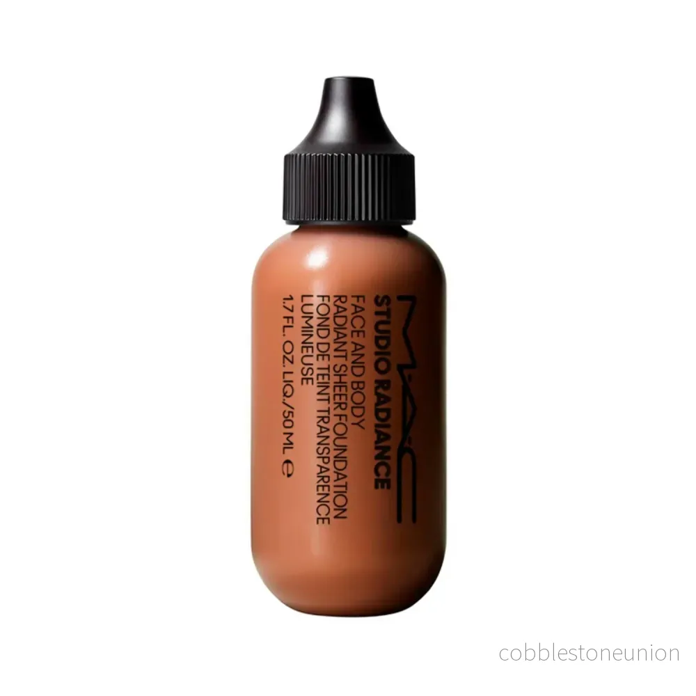 MAC, Studio Radiance, Liquid Foundation, W5, Sheer, 50 ml MAC, Studio Radiance, Liquid Foundation, W5, Sheer, 50 ml