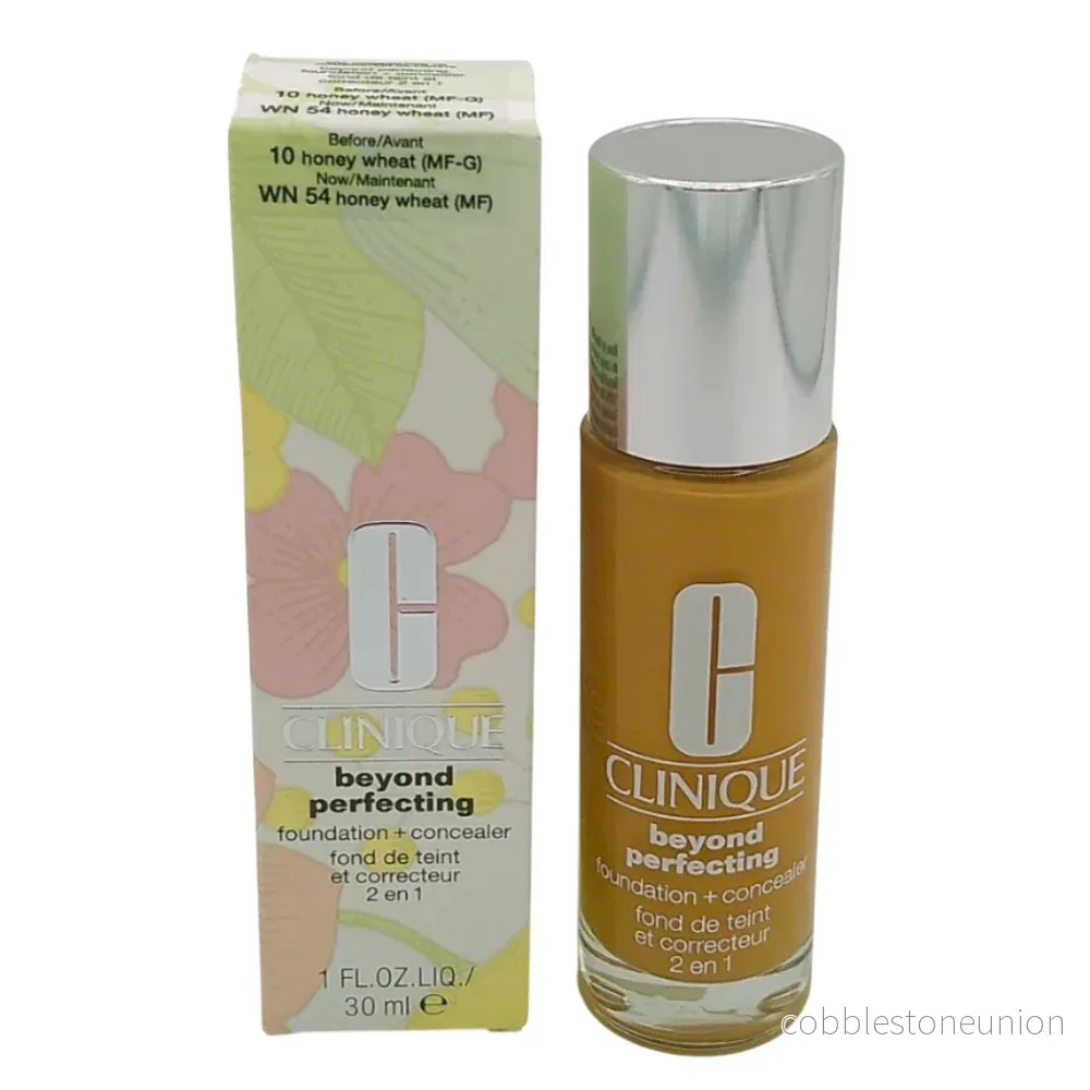 Clinique, Beyond Perfecting, Full täckning, naturlig finish, flytande foundation & concealer 2-i-1, 10 Honungsvete, 30 ml