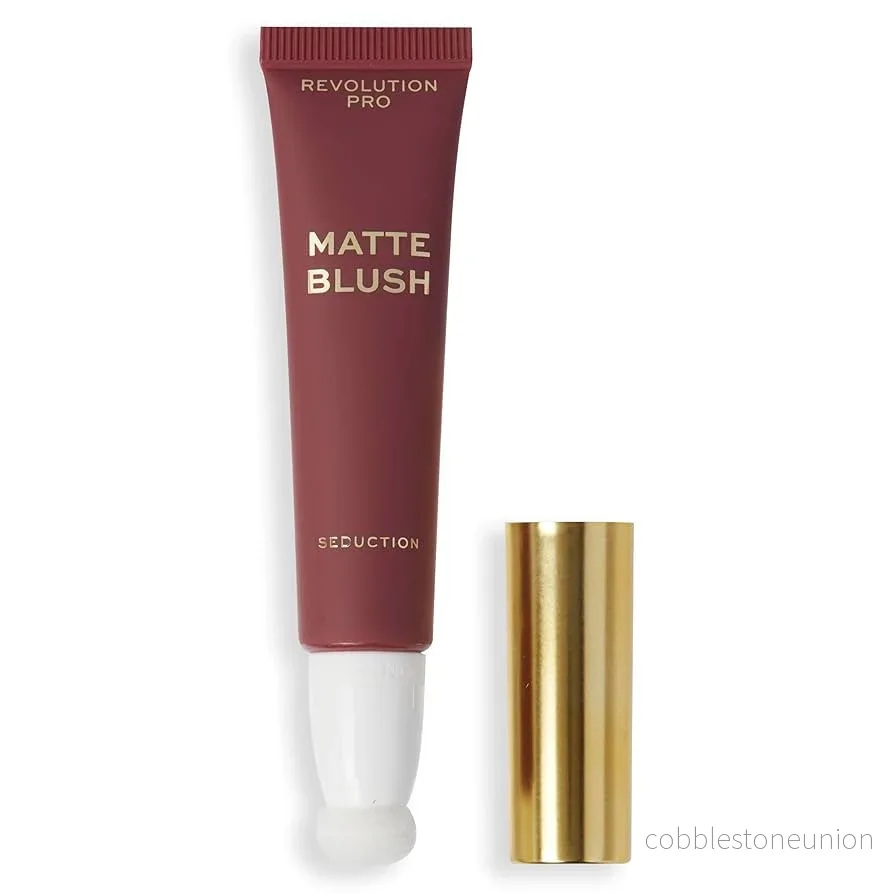 Revolution Pro, Iconic Matte, Cream Blush, Enchanting Berry, 15 ml Revolution Pro, Iconic Matte, Cream Blush, Enchanting Berry, 15 ml