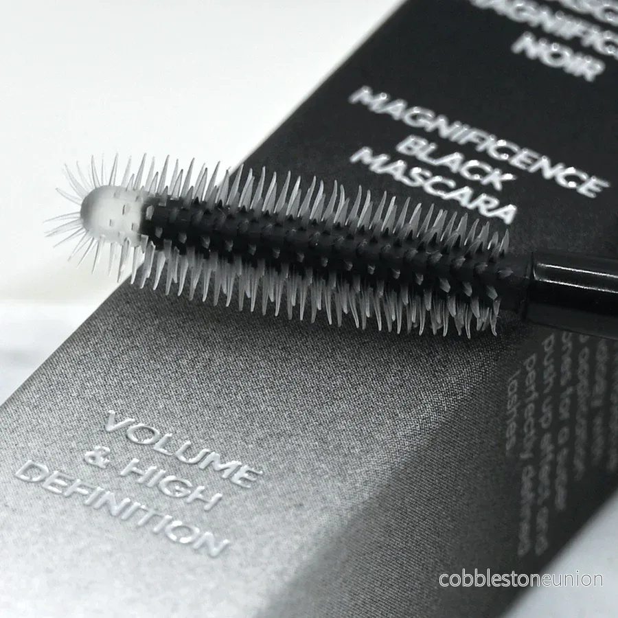 Yumi Lashes - Magnificence Mascara - Bild 2