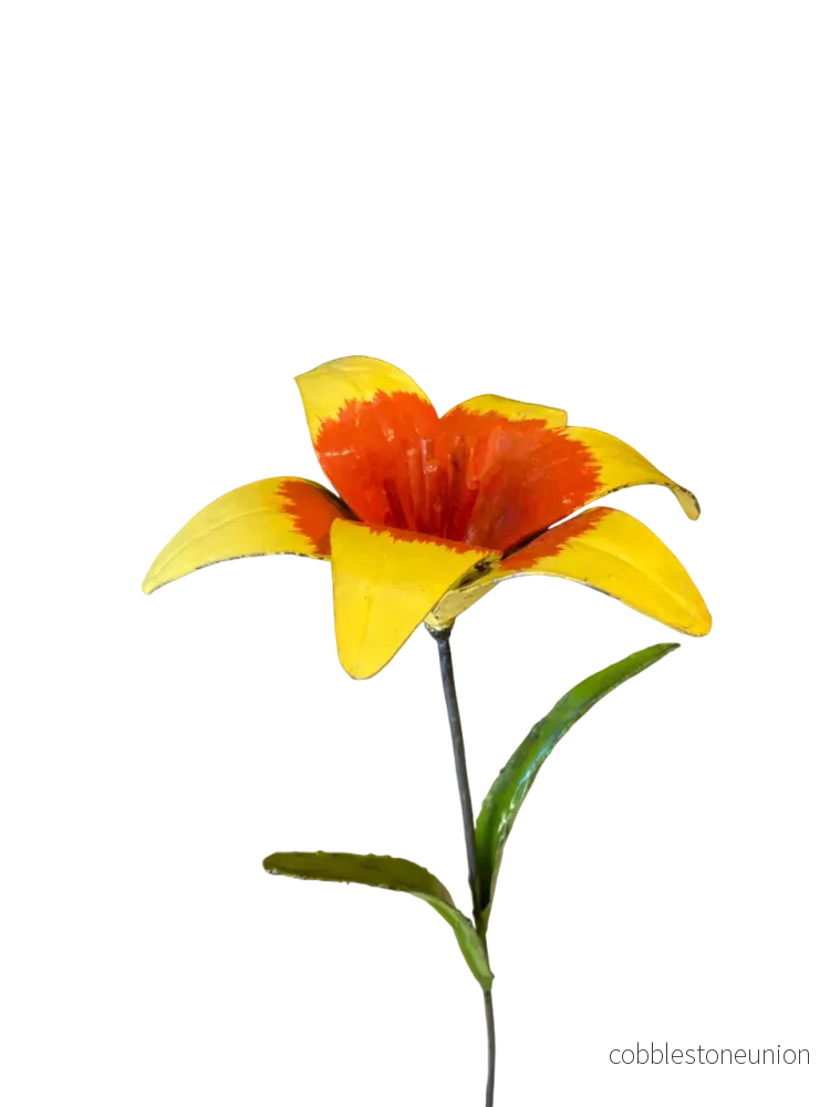 Blomma Lilja Gul 73 cm – Återvunnen Metall Zimbabwe Blomma Lilja Gul 73 cm – Återvunnen Metall Zimbabwe