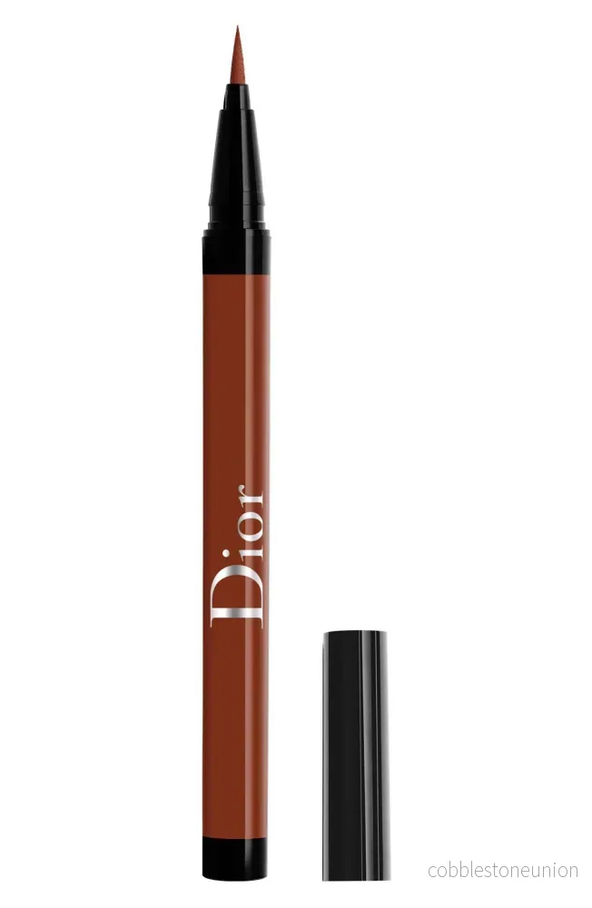Christian Dior, Diorshow On Stage, Waterproof, Ultra-flexible felt tip, Intense colour, Liquid eyeliner, 676, Satin Rust, 0.55 ml Christian Dior, Diorshow On Stage, Waterproof, Ultra-flexible felt tip, Intense colour, Liquid eyeliner, 676, Satin Rust, 0.55 ml