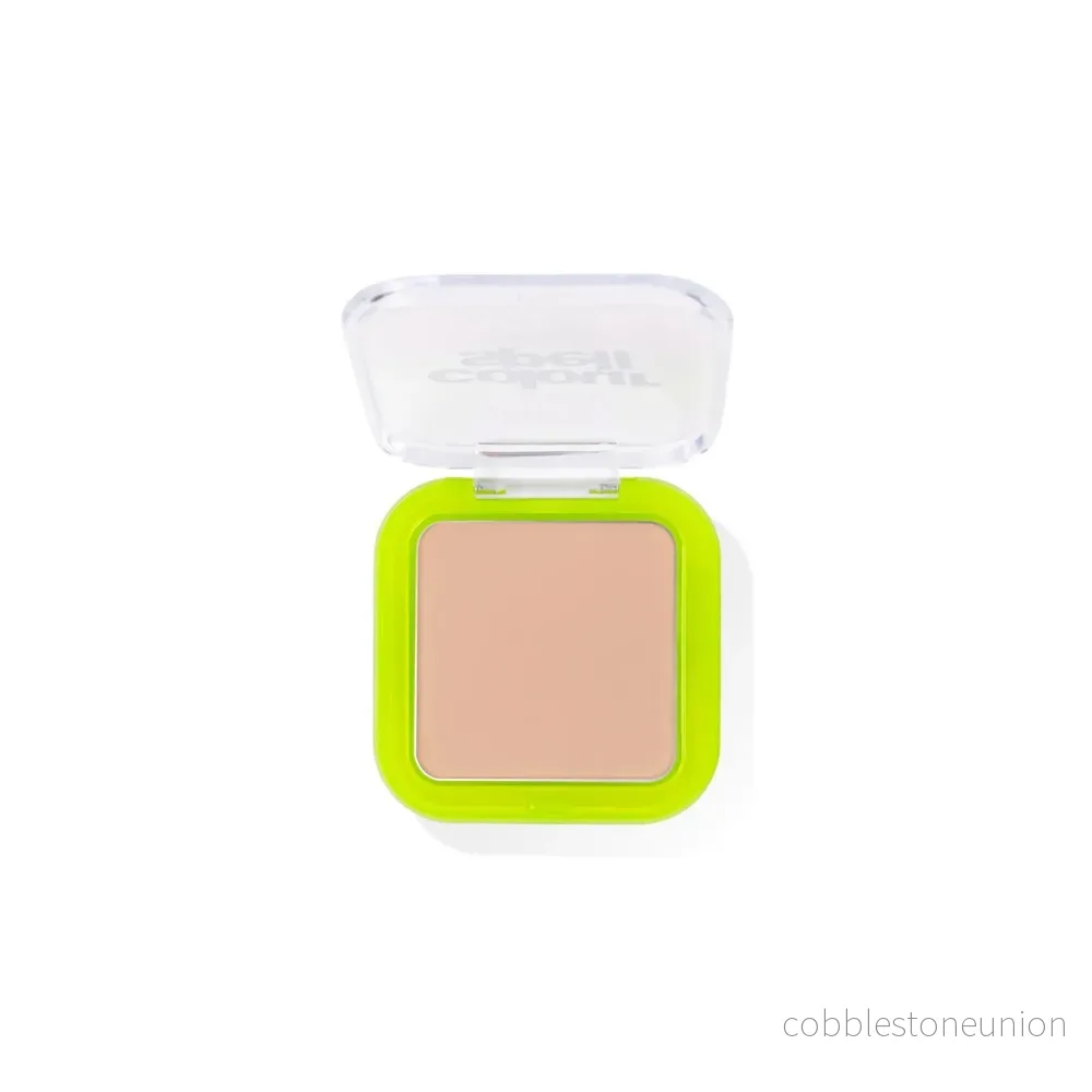 Profusion Cosmetics, Colour Spell, Matt finish, Kompaktpuder, Vanilj, 4.8 g Profusion Cosmetics, Colour Spell, Matt finish, Kompaktpuder, Vanilj, 4.8 g