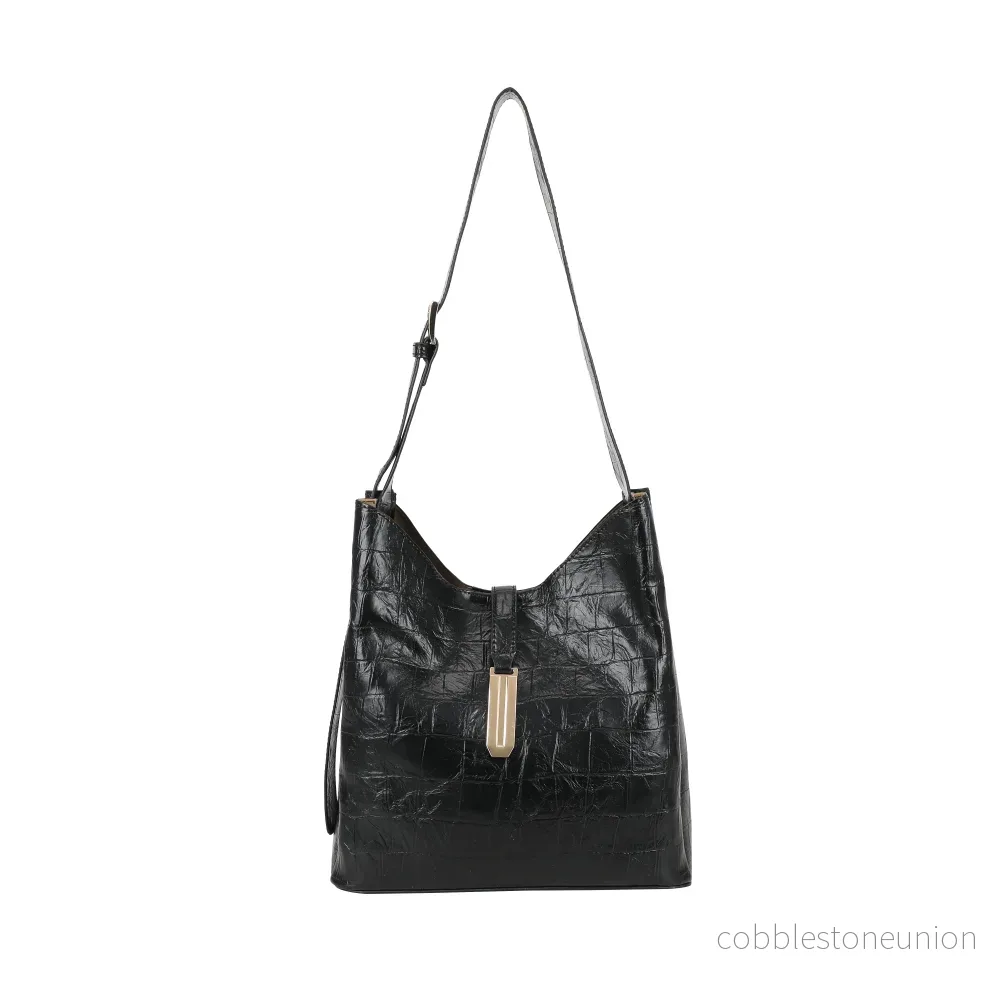 Ulrika Design Bucketbag Croco svart Ulrika Design Bucketbag Croco svart