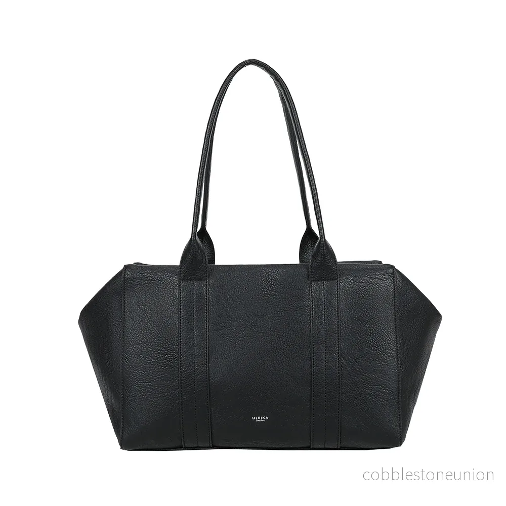 Ulrika Design Kasse Pocket svart