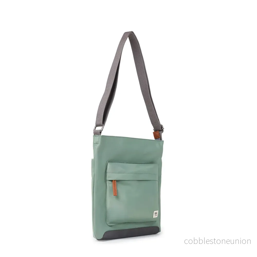 Roka Shoulderbag Kennington B Frost - Bild 2