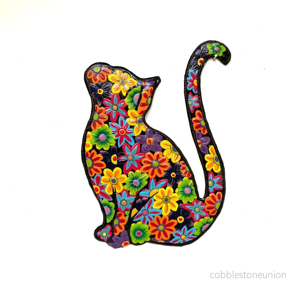 Väggdekoration Sittande Katt 50 x 34 cm - Återvunnen Metallkonst från Haiti