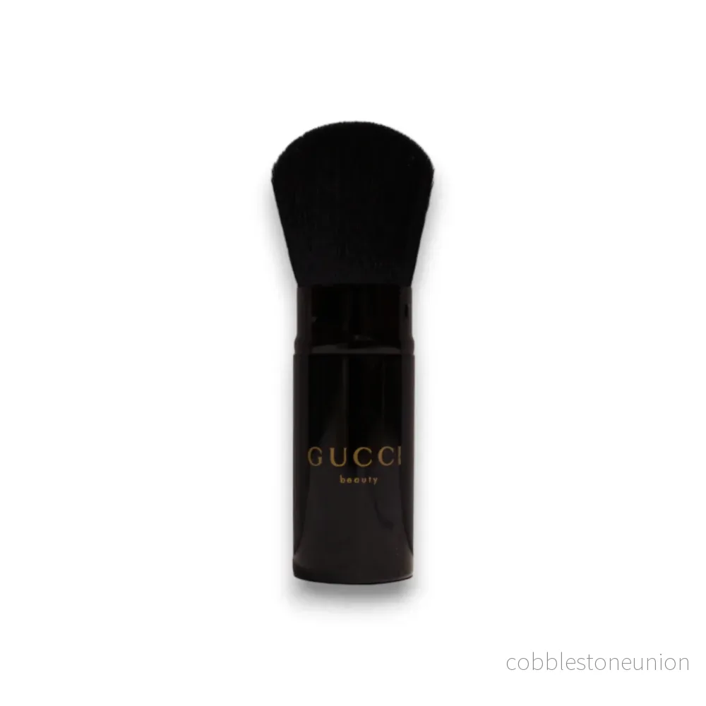 Gucci, Resa, Multifunktionell ansiktsborste