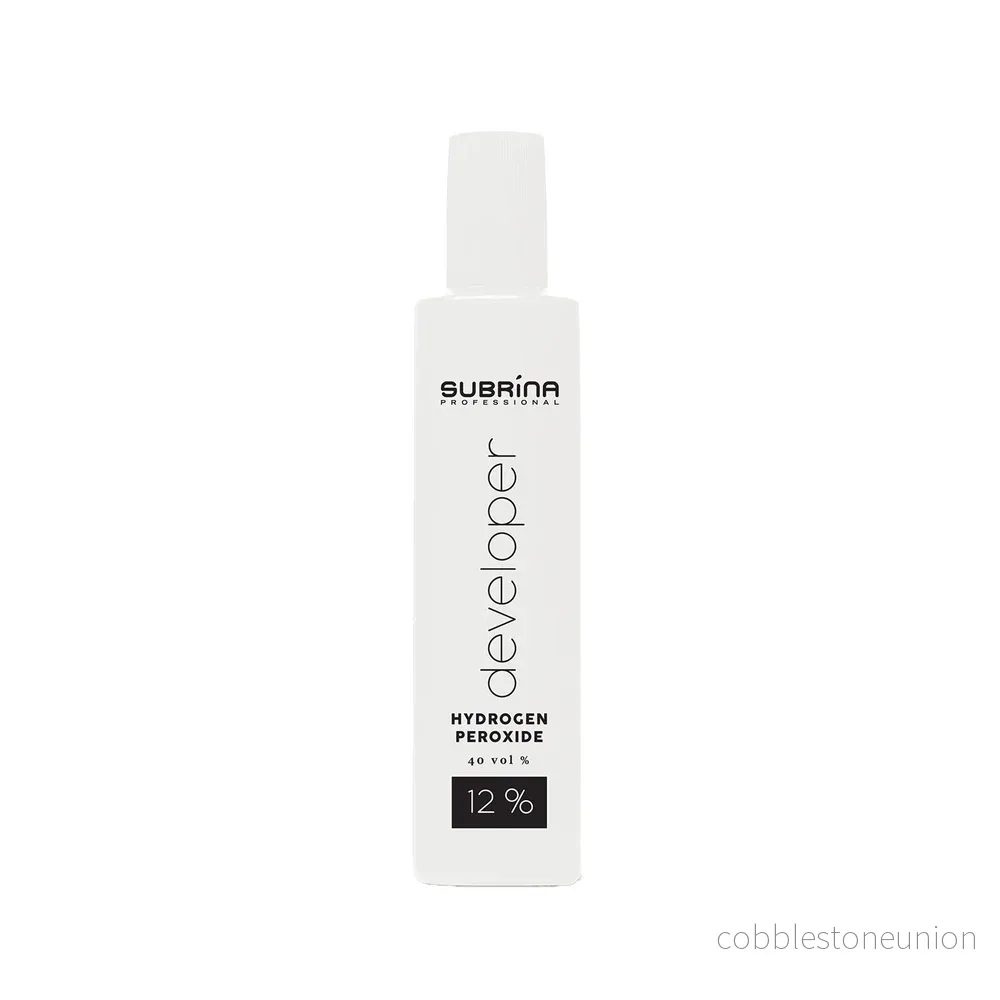 Subrina Professional, väteperoxid, utvecklare, håroxideringslotion, 12 %, 40 vol, 120 Subrina Professional, väteperoxid, utvecklare, håroxideringslotion, 12 %, 40 vol, 120
