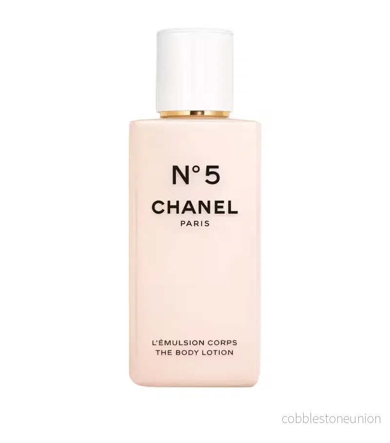 Chanel, Chanel No 5, Hydrating, Body Lotion, 200ml Chanel, Chanel No 5, Hydrating, Body Lotion, 200ml