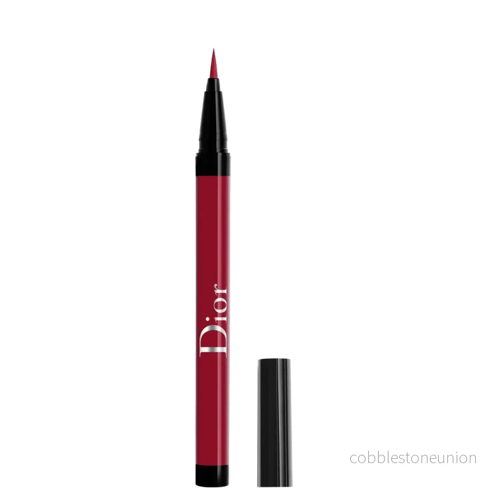 Christian Dior, Diorshow On Stage, Vattentät, Ultraflexibel filtspets, Intensiv färg, Flytande eyeliner, 771, Matt vinröd, 0,55 ml Christian Dior, Diorshow On Stage, Vattentät, Ultraflexibel filtspets, Intensiv färg, Flytande eyeliner, 771, Matt vinröd, 0,55 ml