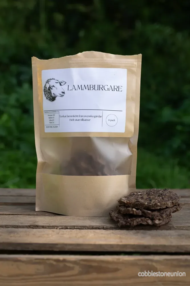 Lammburgare – Svenskt hundgodis i premiumklass
