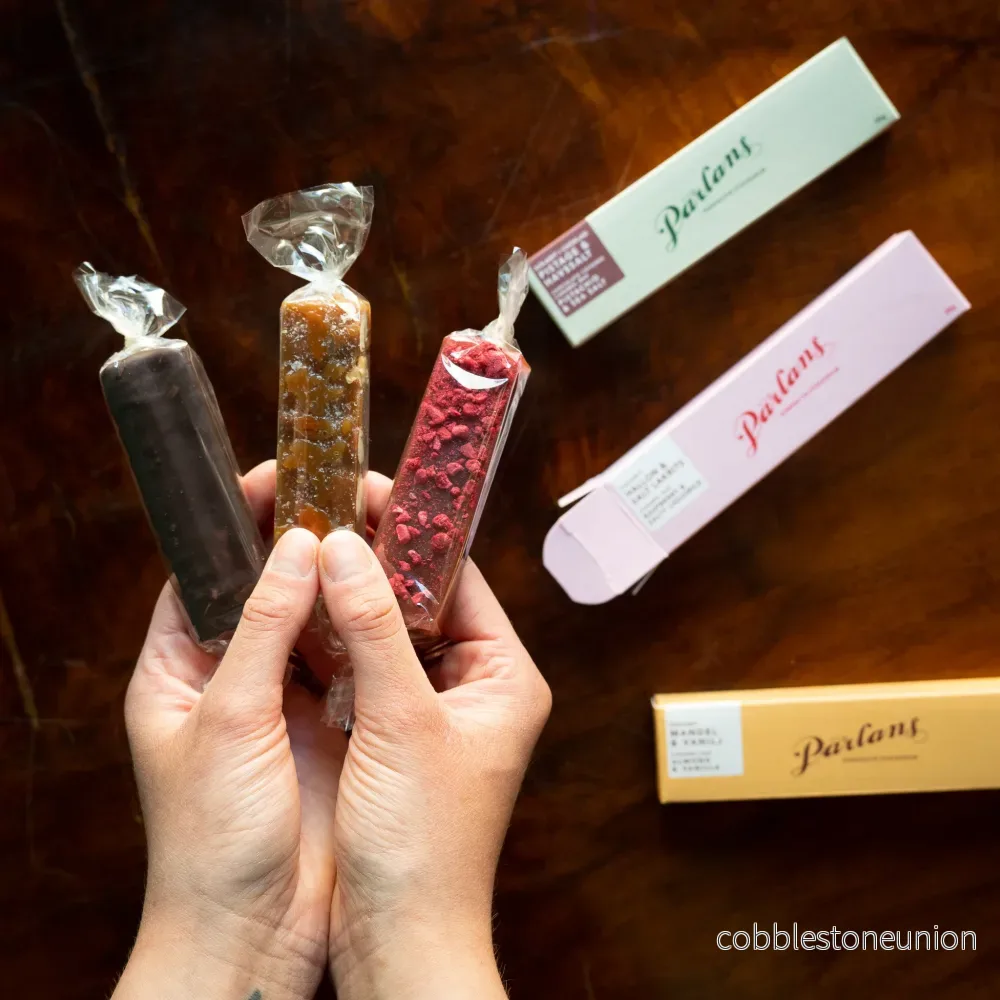 caramel bar RASPBERRY & SALTY LIQUORICE - Bild 3
