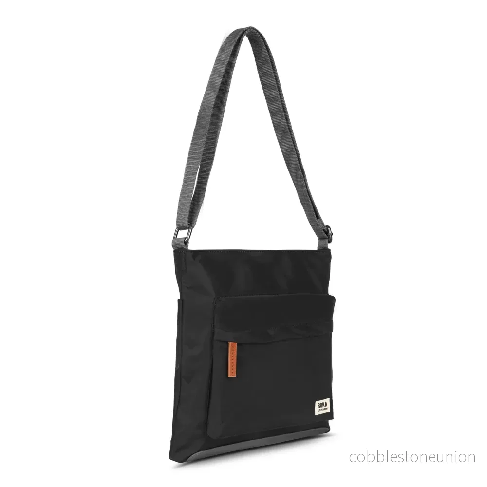 Roka Shoulderbag Kennington B svart - Bild 2