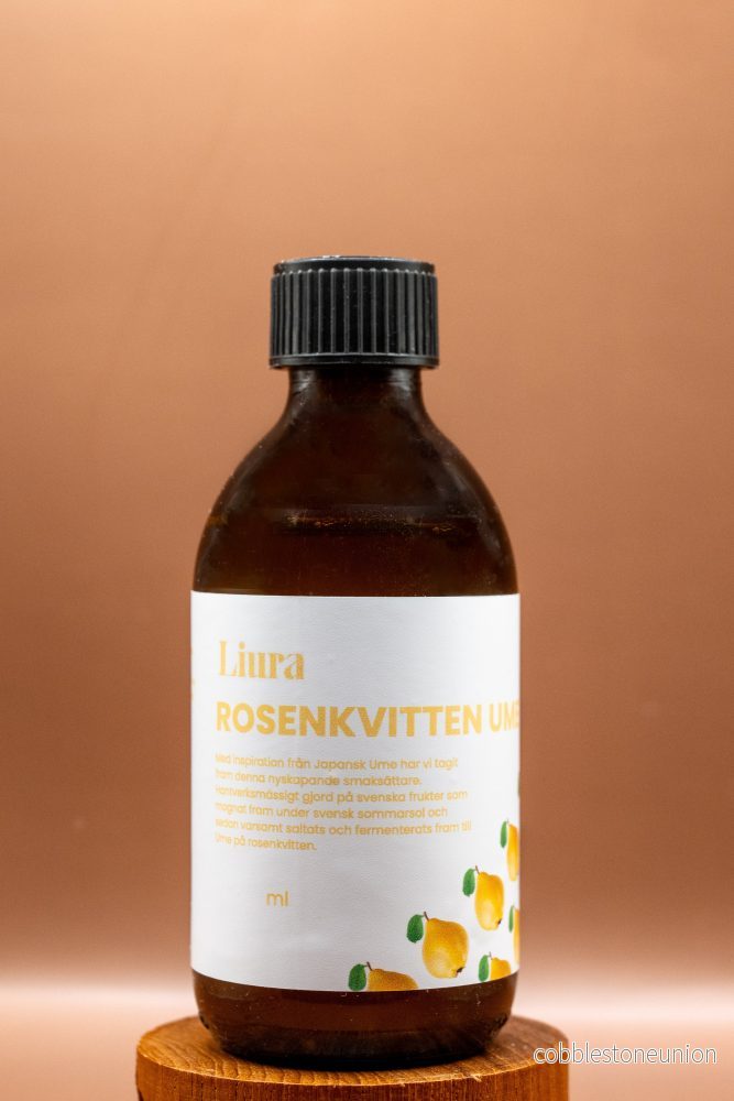 Liura Rosenkvitten Ume Liura Rosenkvitten Ume