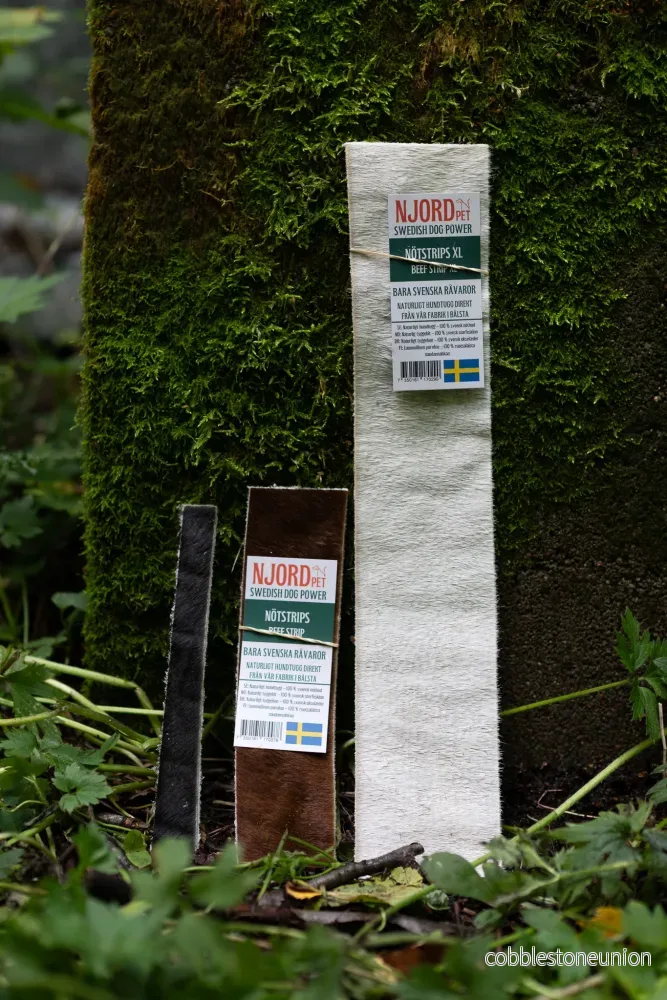Njords Nötstrips – Naturligt hundgodis med extra tuggkänsla Njords Nötstrips – Naturligt hundgodis med extra tuggkänsla