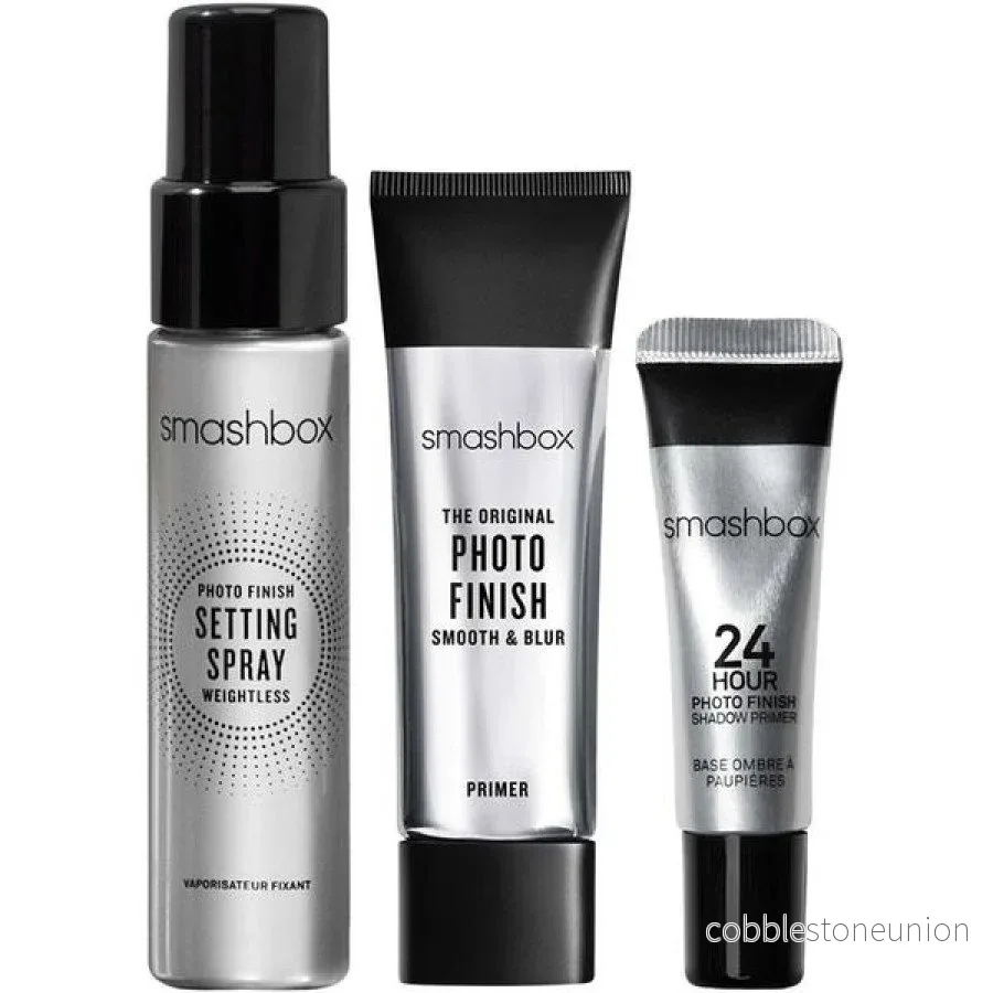 Set Smashbox: Photo Finish, Matte Finish, Flytande Primer, 12 ml + Photo Finish, Setting Spray, 30 ml + Photo Finish, Ögonskuggsprimer, 7 ml Set Smashbox: Photo Finish, Matte Finish, Flytande Primer, 12 ml + Photo Finish, Setting Spray, 30 ml + Photo Finish, Ögonskuggsprimer, 7 ml