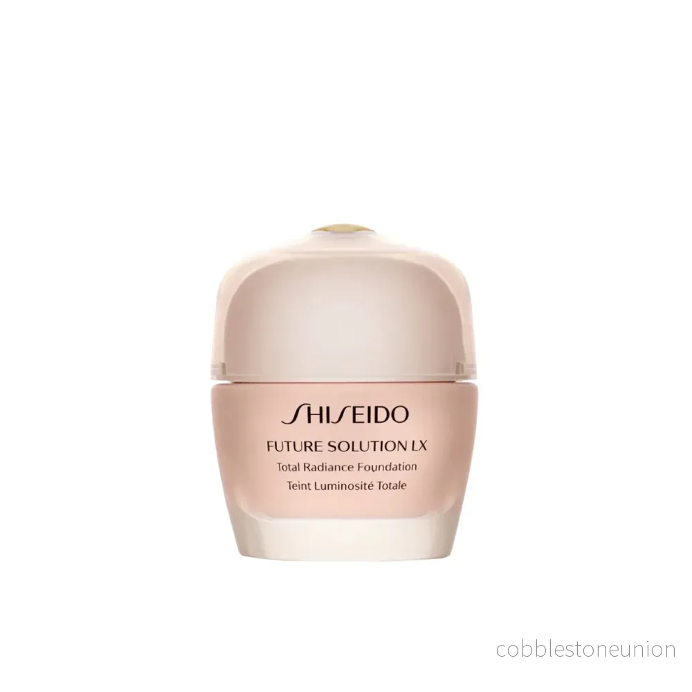 Shiseido, Future Solution LX, Strålande finish, Krämfoundation, 03, Gyllene, SPF 15, 30 ml Shiseido, Future Solution LX, Strålande finish, Krämfoundation, 03, Gyllene, SPF 15, 30 ml