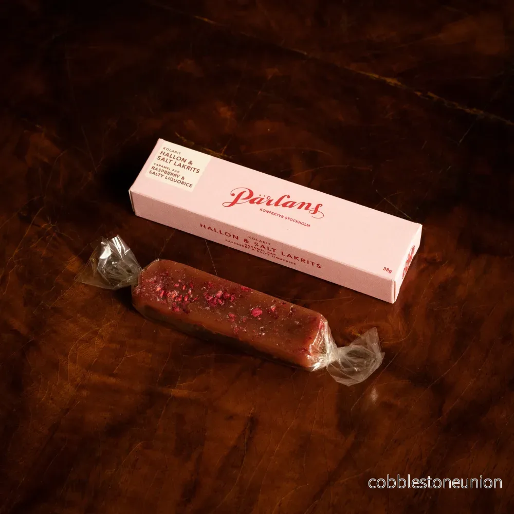 caramel bar RASPBERRY & SALTY LIQUORICE