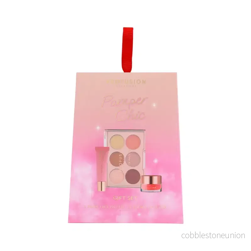 Set Profusion Cosmetics: Nudes, Eyeshadow Palette, 6 Shades, 9 g + Strawberry, Hydrating, Lip Balm, 12 ml + Strawberry, Lip Scrub, 15 g