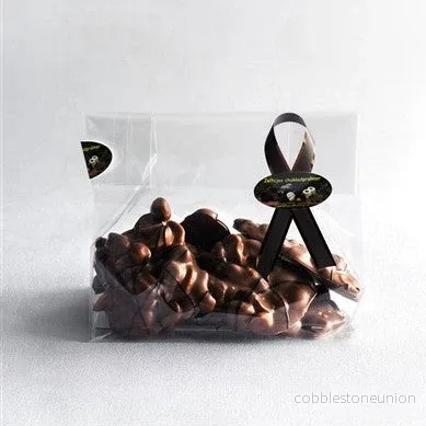Chokladkakor med nötter & bär Chokladkakor med nötter & bär