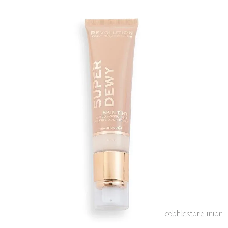Makeup Revolution, Superdewy, Daggig finish, Färgad fuktighetskräm, Ljus, 55 ml Makeup Revolution, Superdewy, Daggig finish, Färgad fuktighetskräm, Ljus, 55 ml