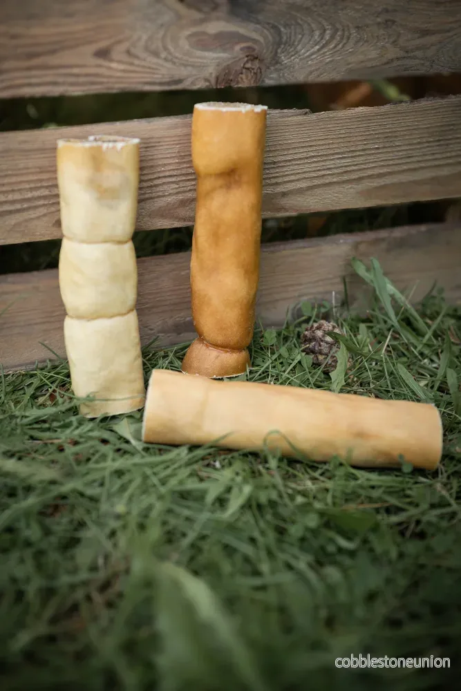 Hästskinnrullar – Tåligt och smakrikt naturtugg Hästskinnrullar – Tåligt och smakrikt naturtugg